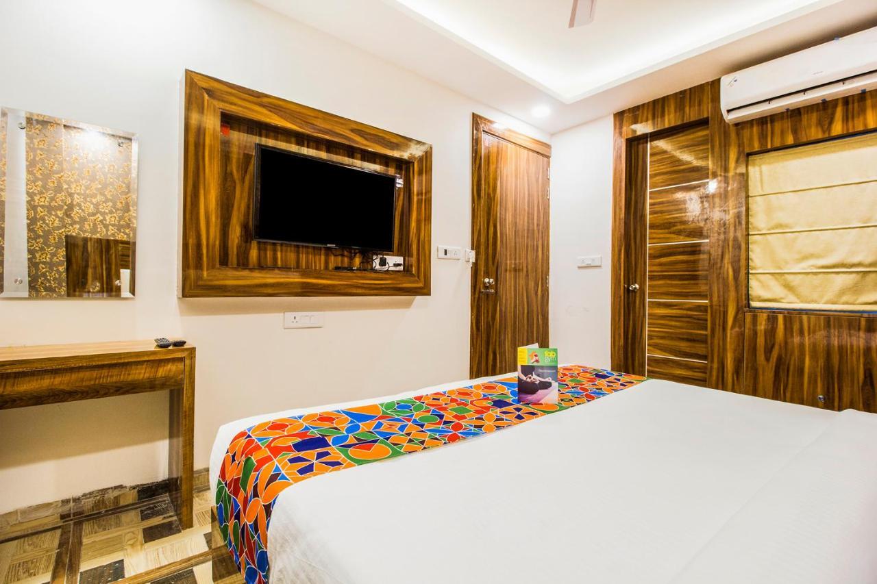 Fabhotel Olivia Suite New Delhi Exterior photo