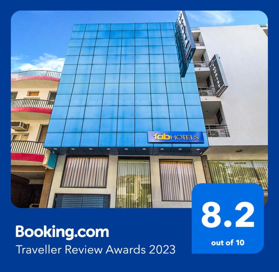 Fabhotel Olivia Suite New Delhi Exterior photo